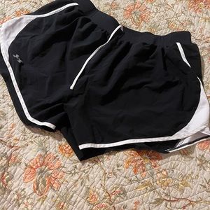 Under armor plus shorts